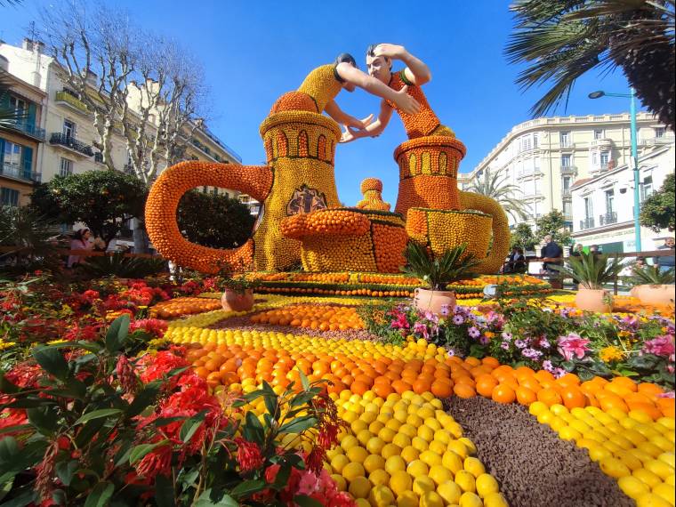 Menton, Fête du Citron © Côte d-Azur France Tourisme - Soumaya BOUSSADOUN