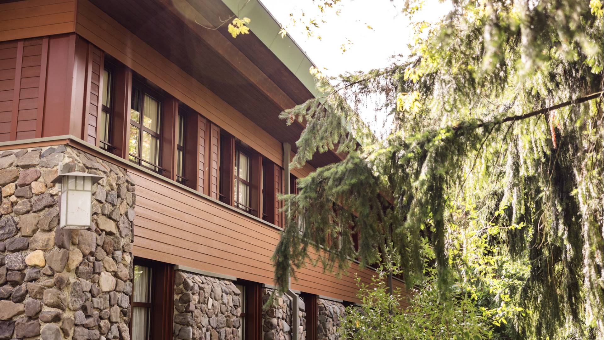 Disney Hotel Sequoia Lodge © Disney