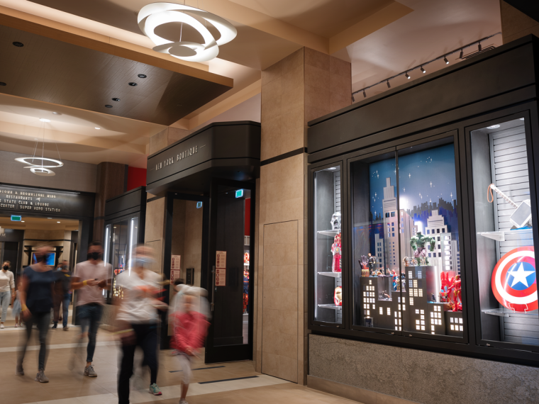 Disney Hotel Disney Hotel New York - The Art of Marvel © Disney