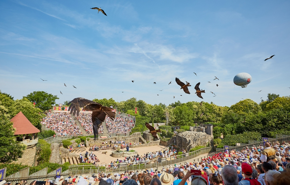 Puy Du Fou Grand Parc Et Cinescenie Voyages Leonard